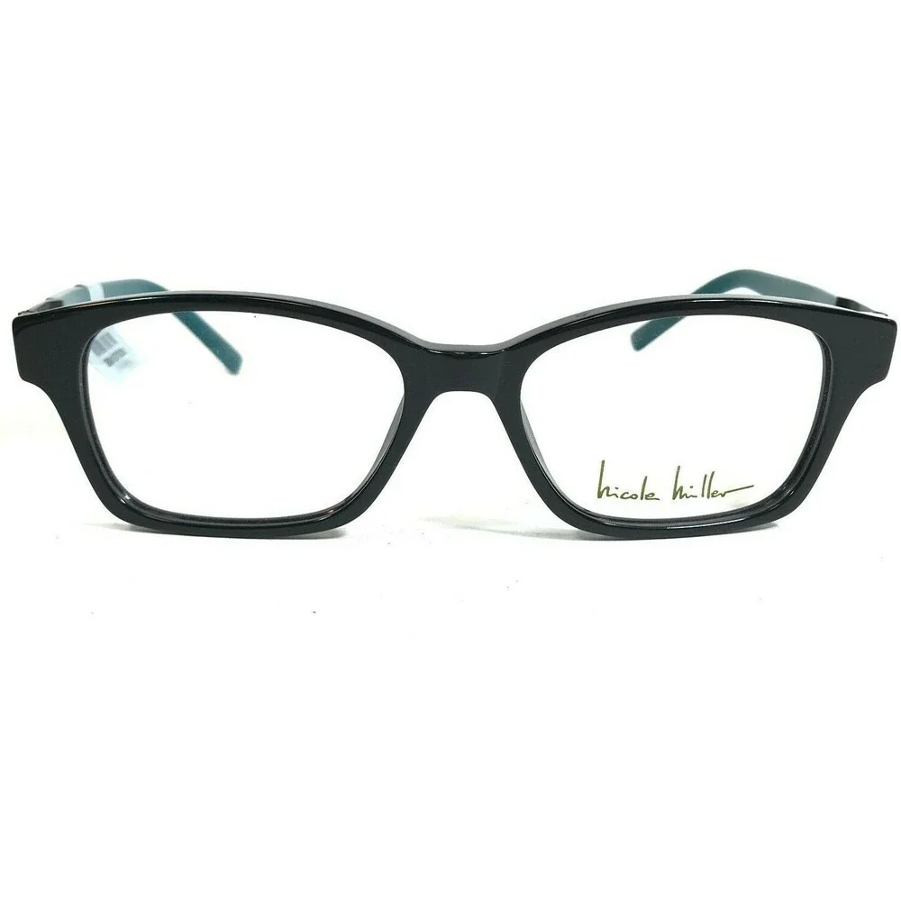 Nicole Miller demo lenses